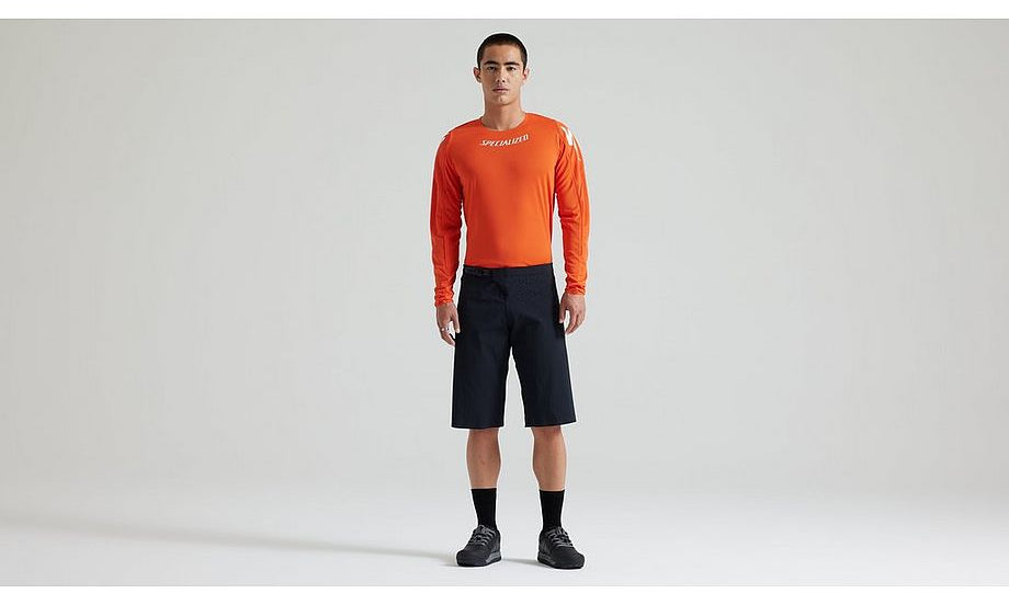 64224-74011-Specialized-Gravity Shorts-Short